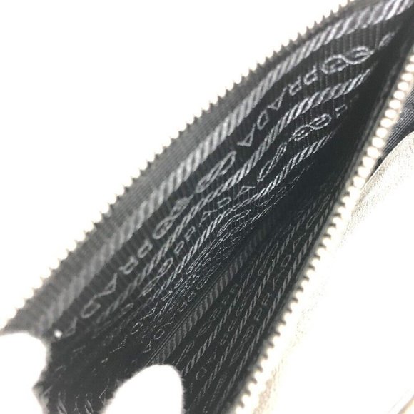 PRADA Logo studs ChainShoulder Bag Shoulder Bag Leather White - Picture 7 of 15